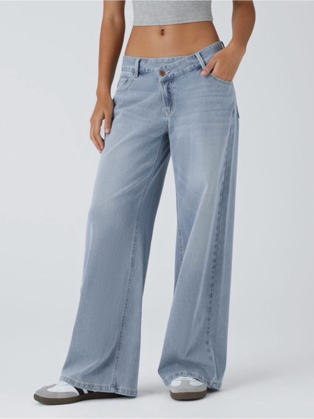 Halara NWT Flex Asymmetrical Wide Leg Jean